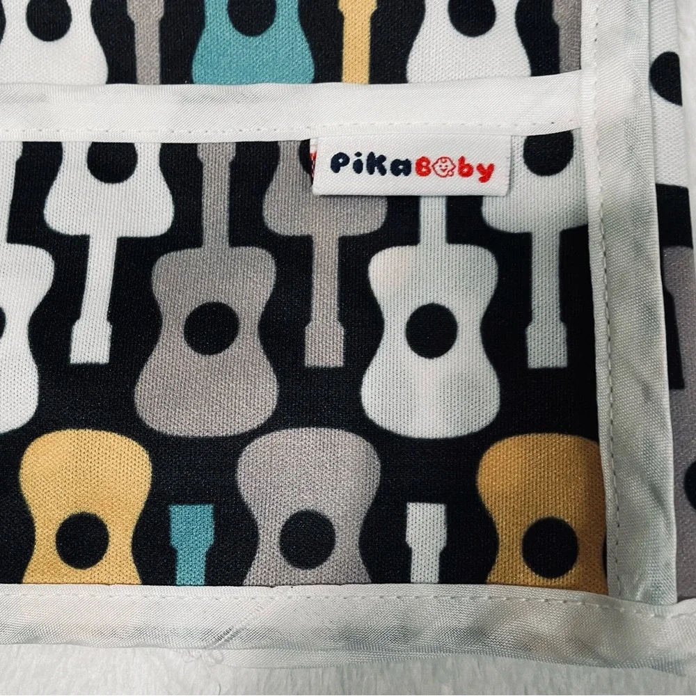 Pikababy Bib guitars design